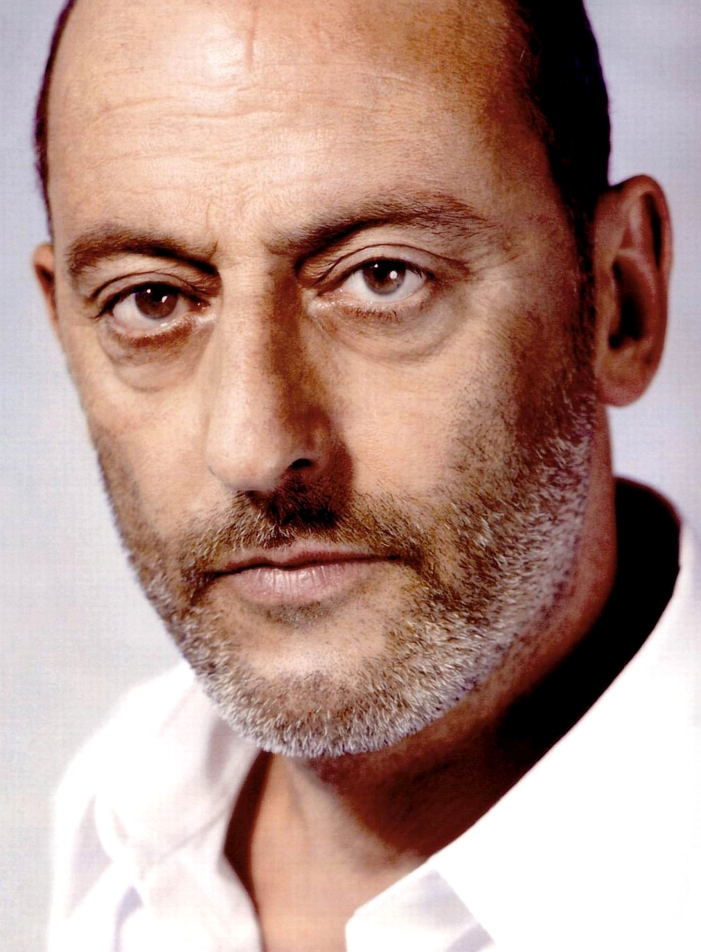 jean-reno-780839l.jpg