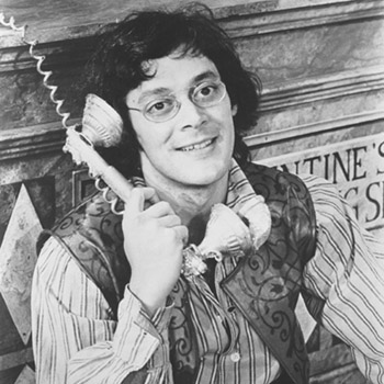 Raul Julia