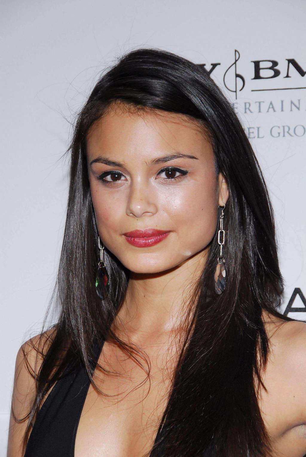 nathalie-kelley-797882l.jpg