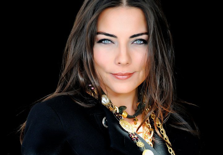 burcu kara burcu kara