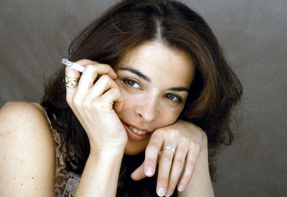 annabella-sciorra-647812l-poza.jpg