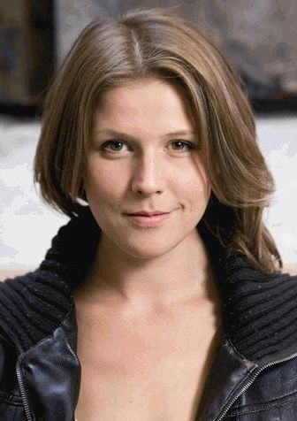 Franziska Weisz Franziska Weisz