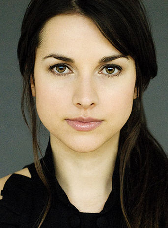 Amelia Warner - Actor - CineMagia.ro