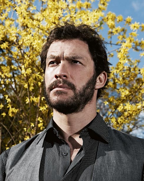 Next photo of Dominic West