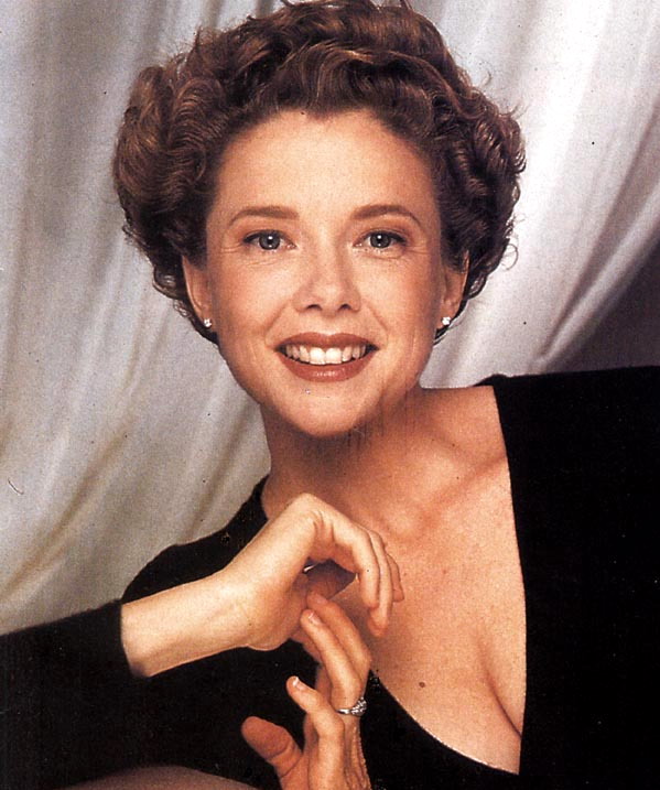 Poze Annette Bening - Actor - Poza 50 din 96 - CineMagia.ro