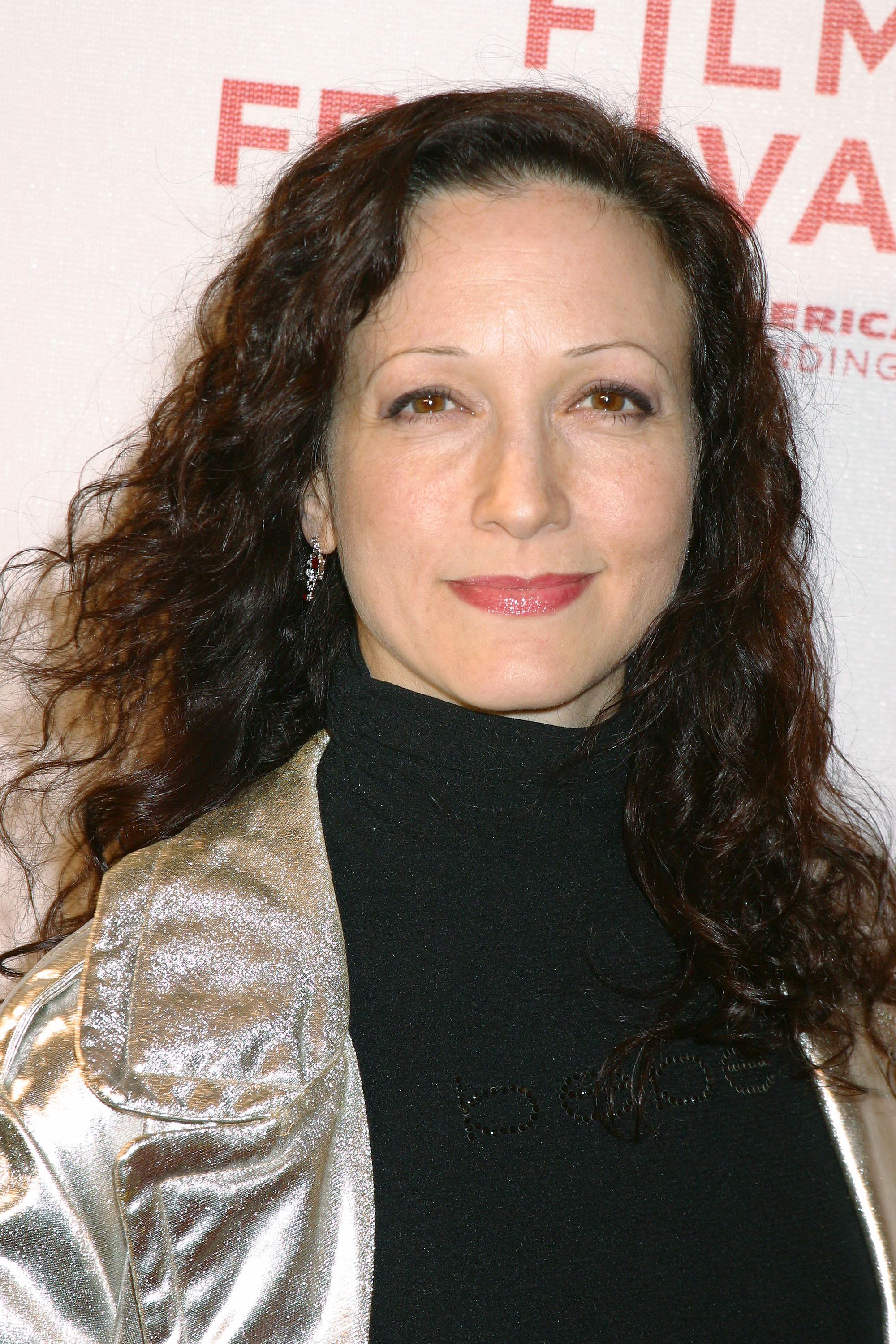 Bebe Neuwirth foot