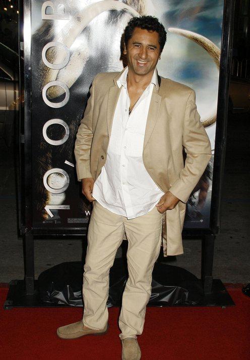 Next photo of Cliff Curtis