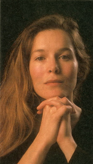 Poze Alice Krige