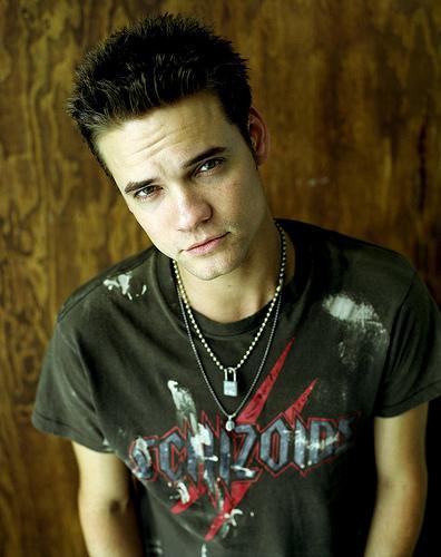 Next photo of Shane West