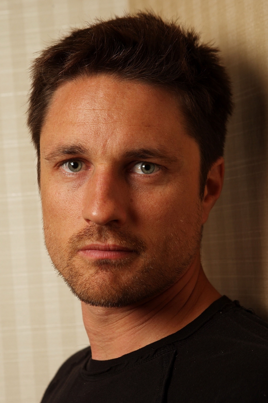 Poze Martin Henderson - Actor - Poza 18 din 47 - CineMagia.ro