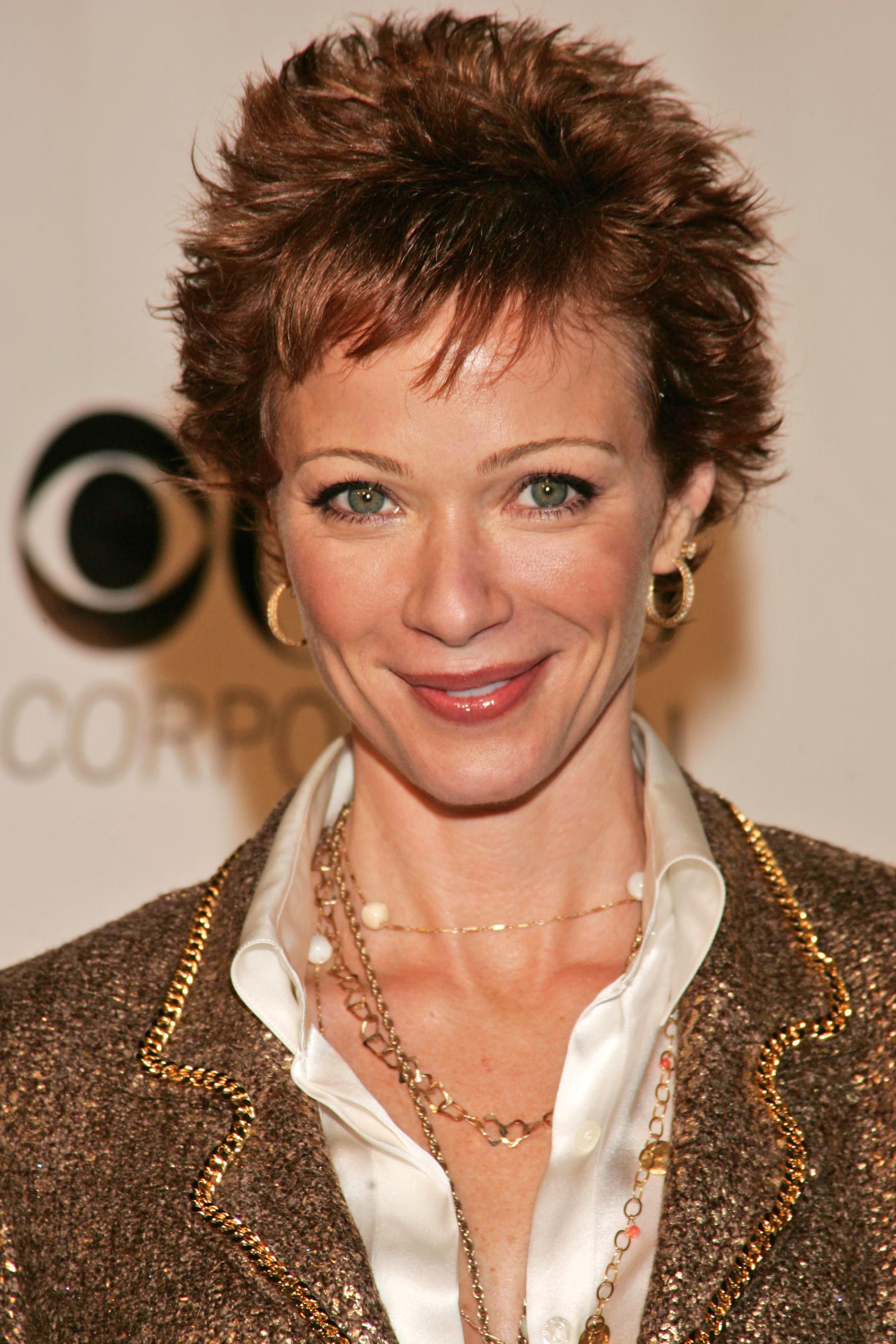 Lauren Holly husband