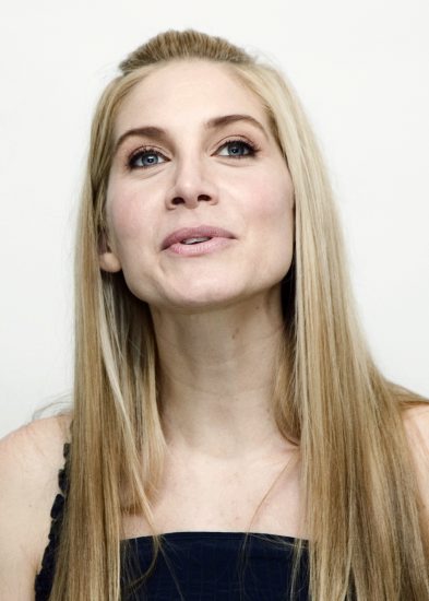 Poze Elizabeth Mitchell