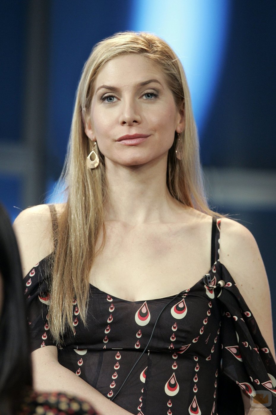 Elizabeth Mitchell santa clause 2