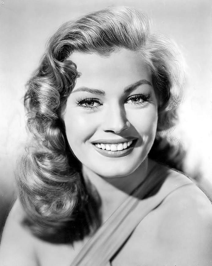 Poze Anita Ekberg