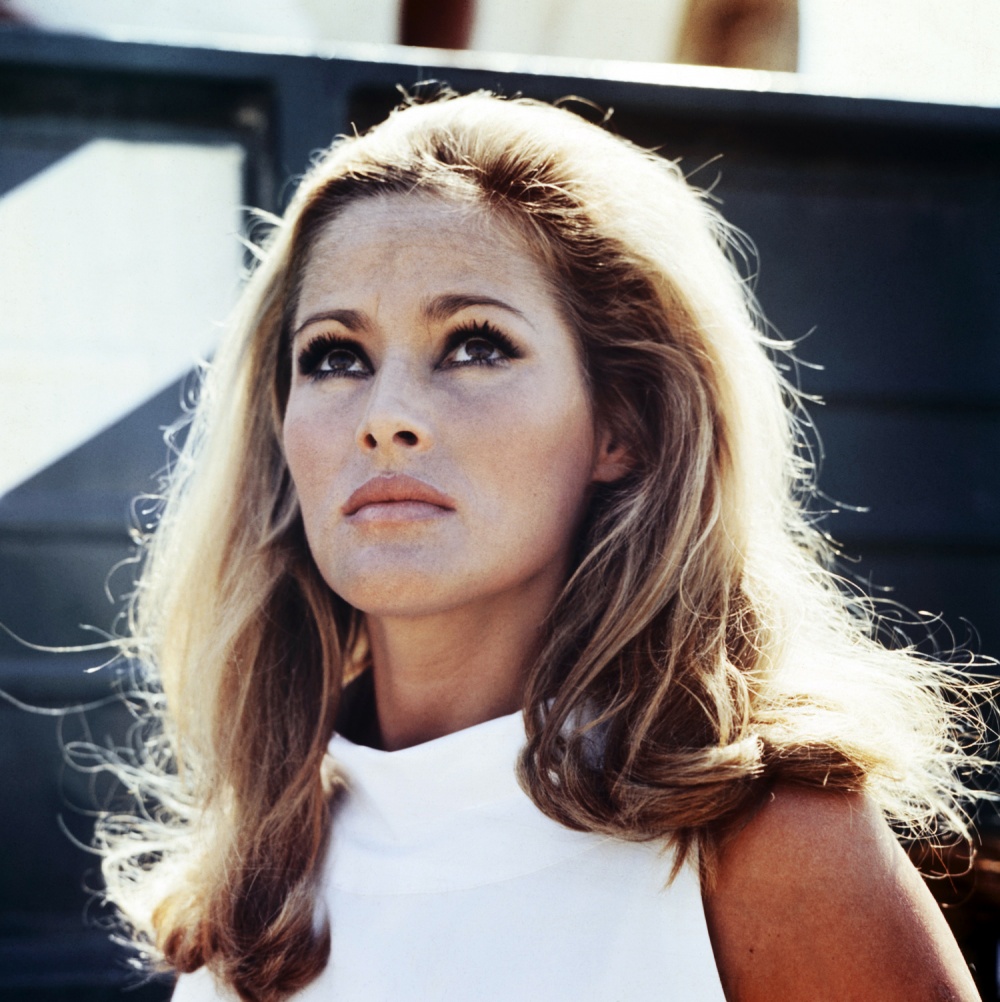 Poze Ursula Andress Actor Poza 35 Din 48 Cinemagiaro 