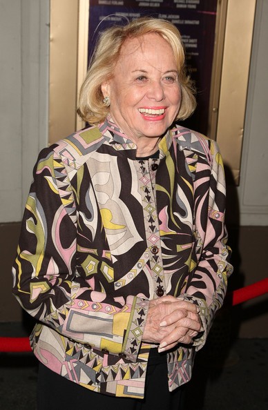 Poze rezolutie mare Liz Smith - Actor - Poza 14 din 22 - CineMagia.ro