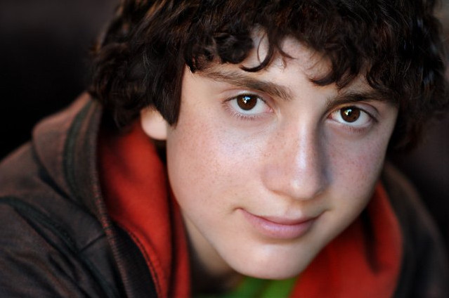 Daryl Sabara contact