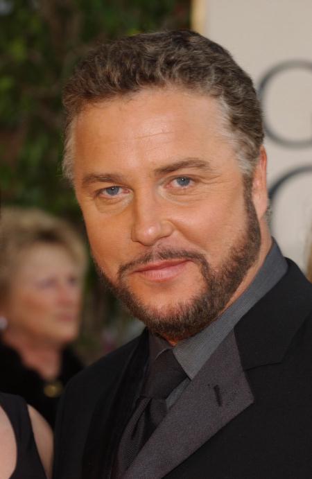 Next photo of William Petersen