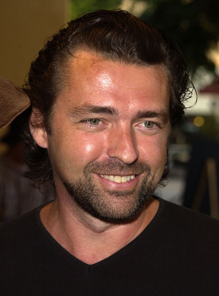 Poze Angus Macfadyen