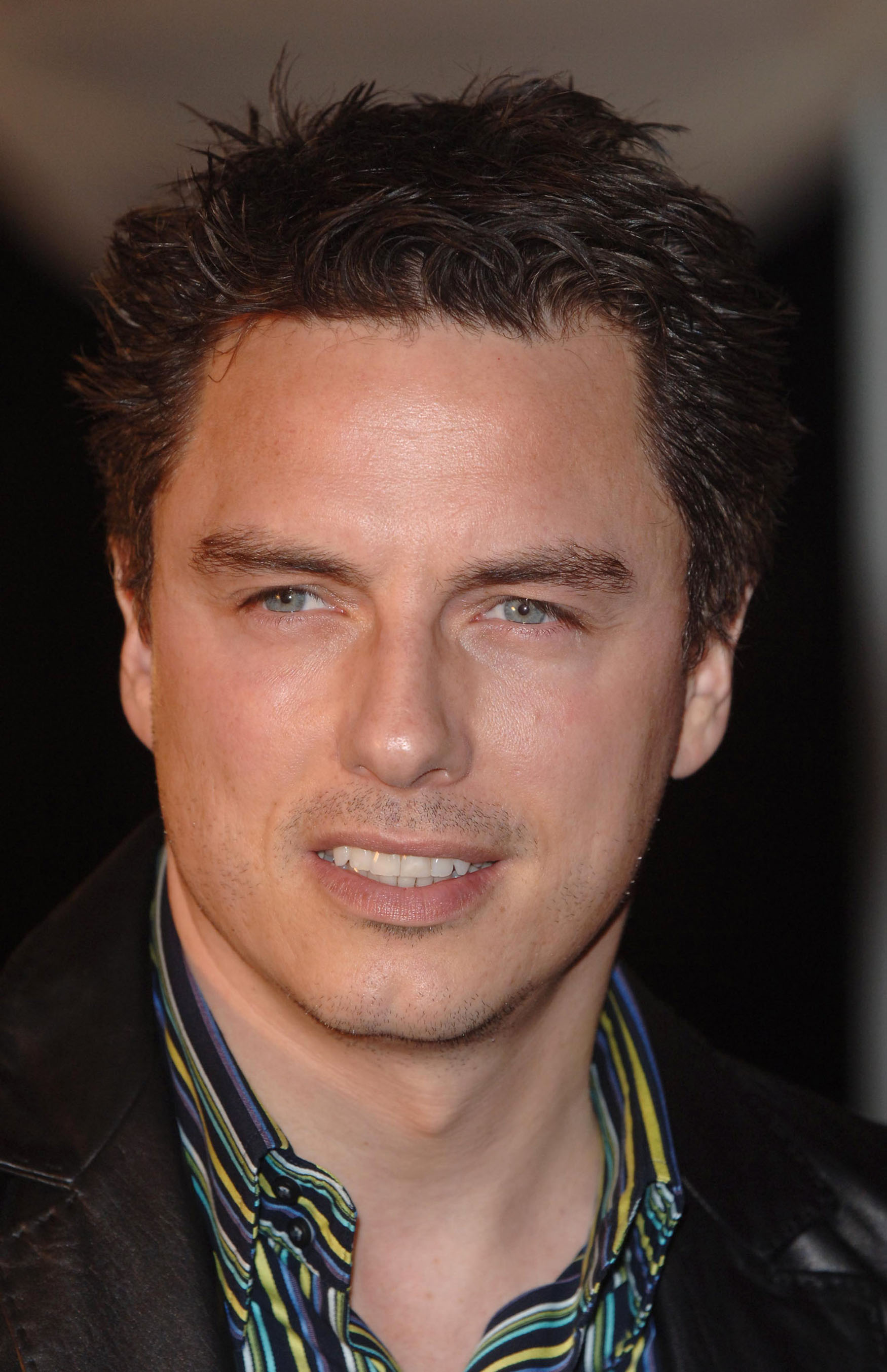 Poze John Barrowman - Actor - Poza 14 din 19 - CineMagia.ro