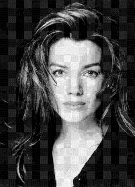 Poze Claudia Christian - Actor - Poza 32 din 41 - CineMagia.ro