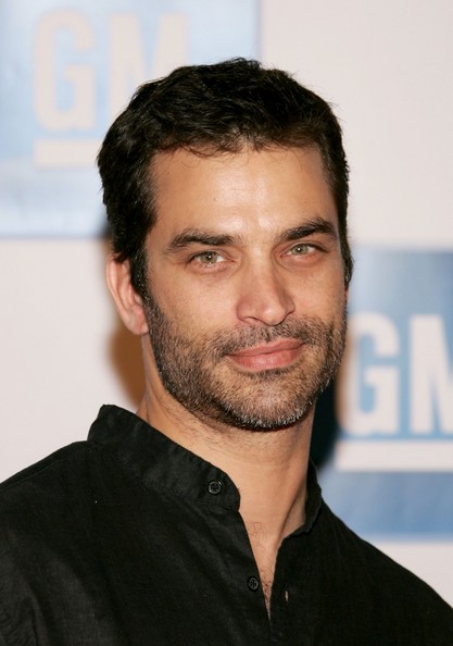 Johnathon Schaech wife