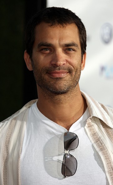 Johnathon Schaech beard