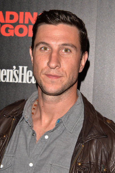 Pablo Schreiber chernobyl