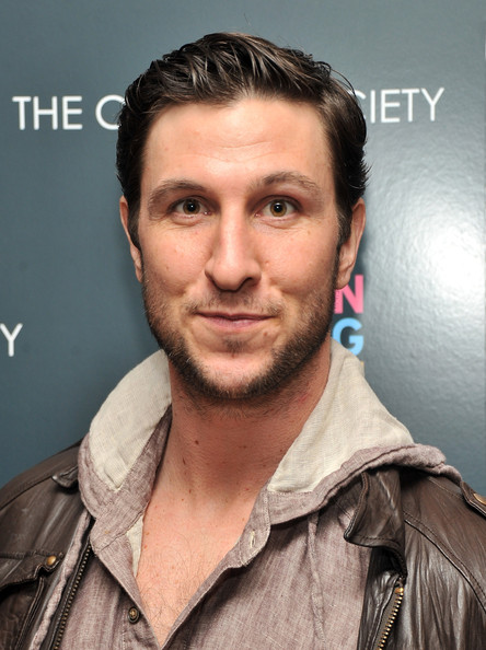 Pablo Schreiber workout