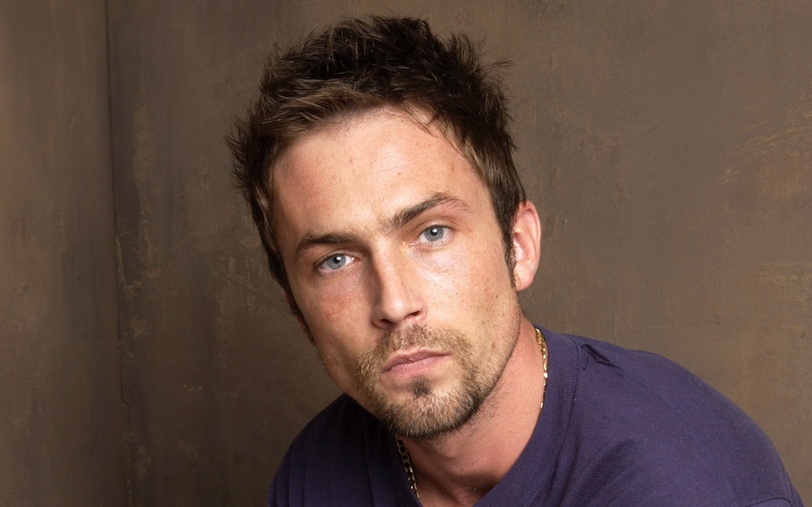 Next photo of Desmond Harrington