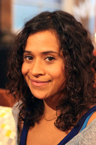 Poze Angel Coulby - Actor - Poza 32 din 37 - CineMagia.ro