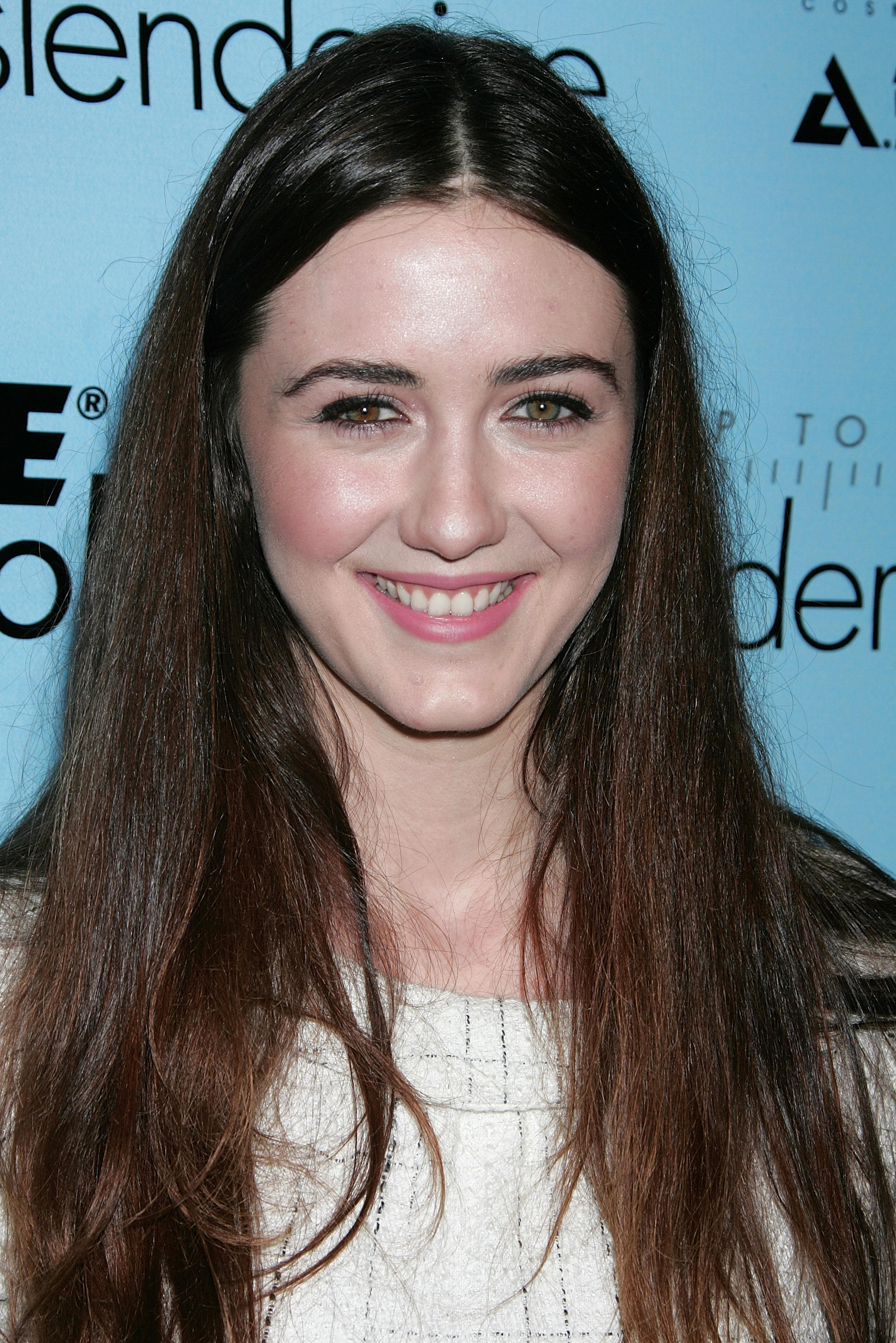 Poze Madeline Zima Actor Poza 6 Din 211 Cinemagiaro