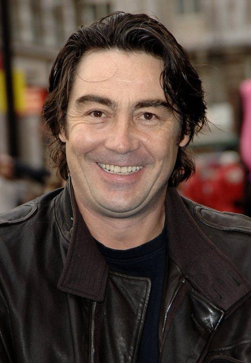 Nathaniel Parker barefoot