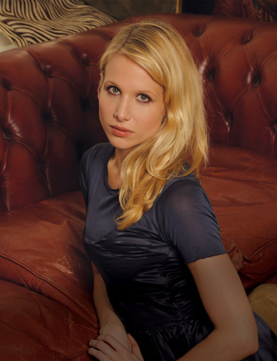 Poze Lucy Punch