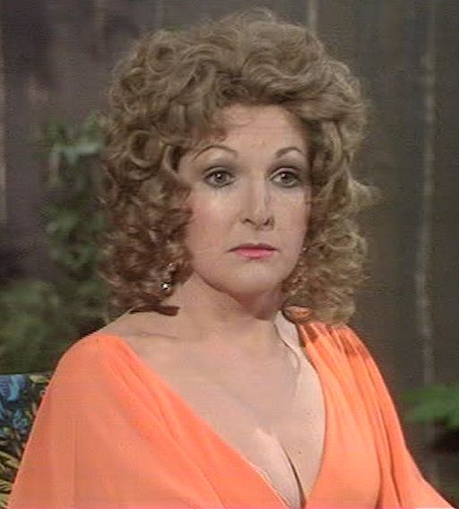 Poze Penelope Keith - Actor - Poza 3 din 5 - CineMagia.ro