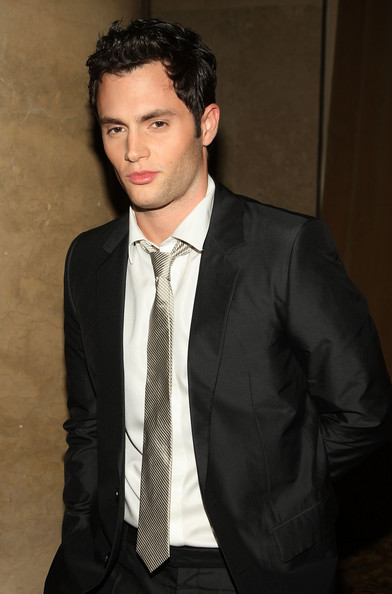 Poze Penn Badgley