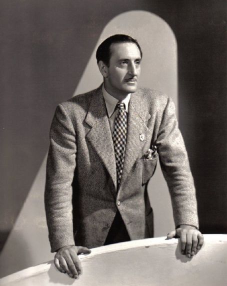 Poze Basil Rathbone