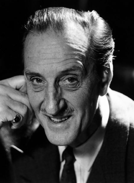 Poze Basil Rathbone - Actor - Poza 24 din 42 - CineMagia.ro