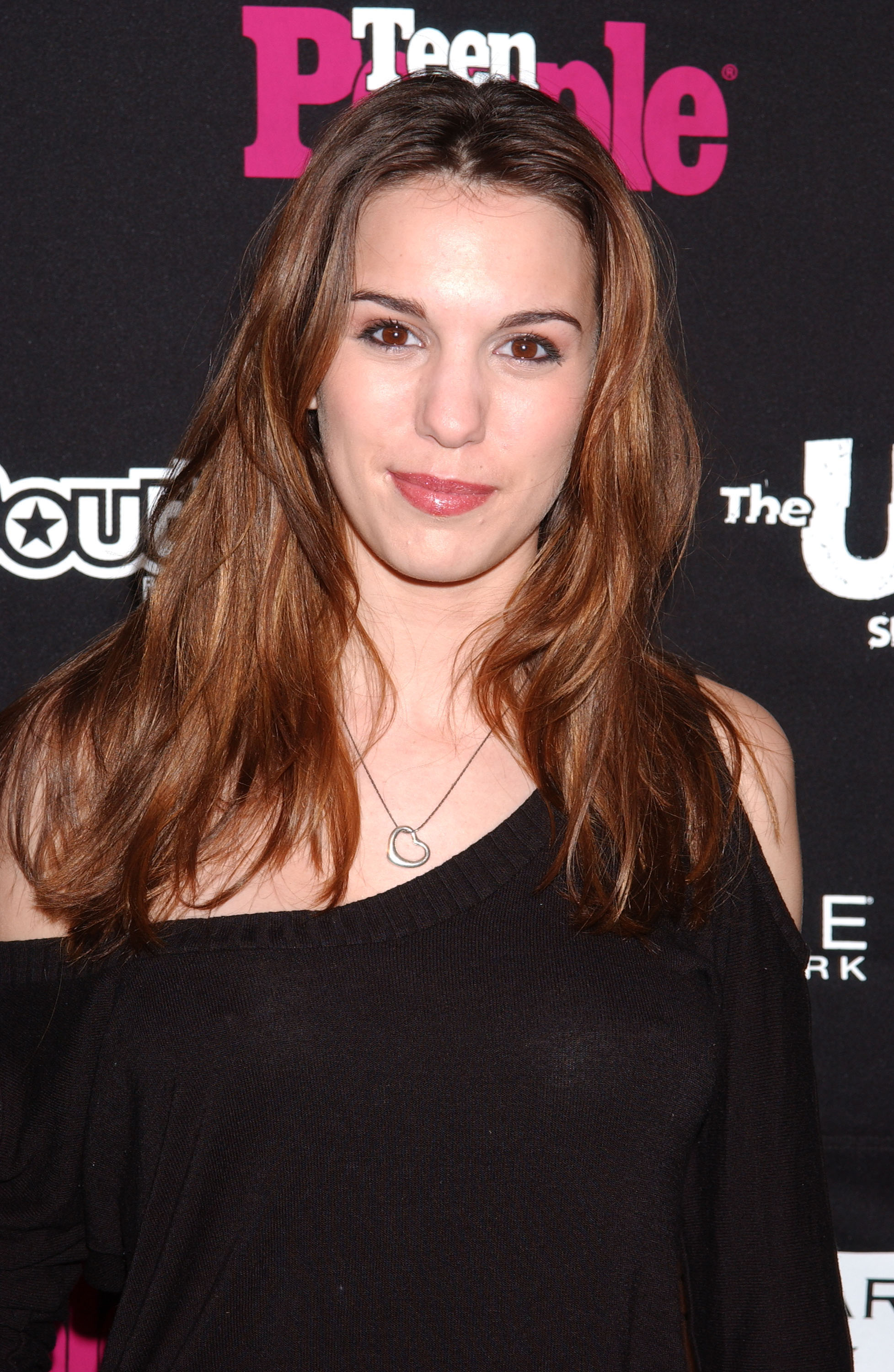 Christy carlson romano height