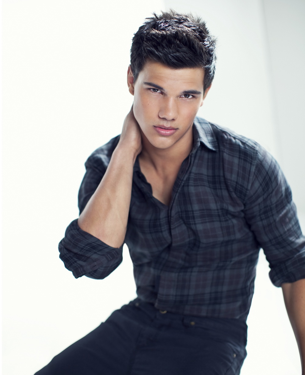 Taylor Lautner rolling stone