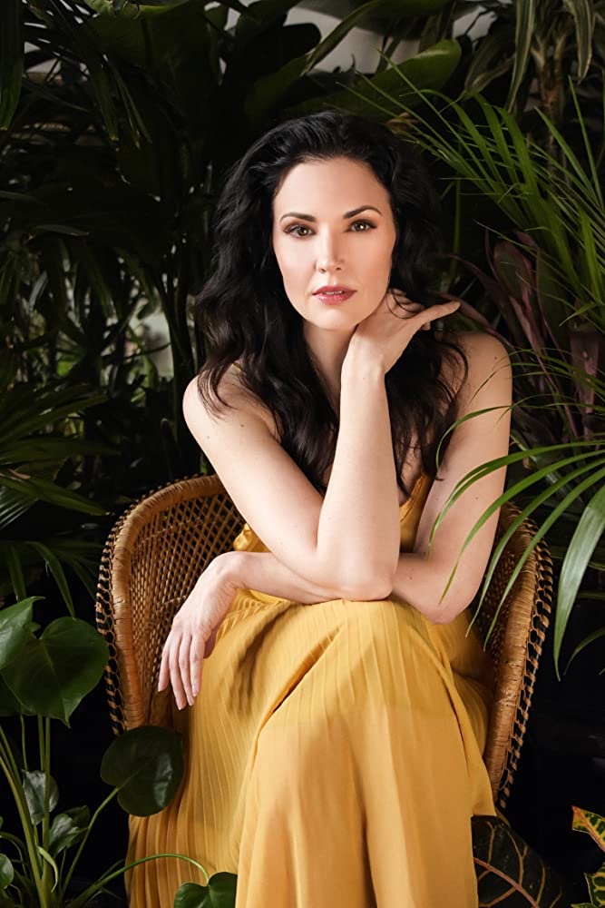 Next photo of Laura Mennell