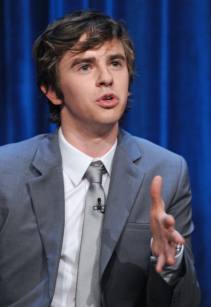 Freddie Highmore does he have a twin brother