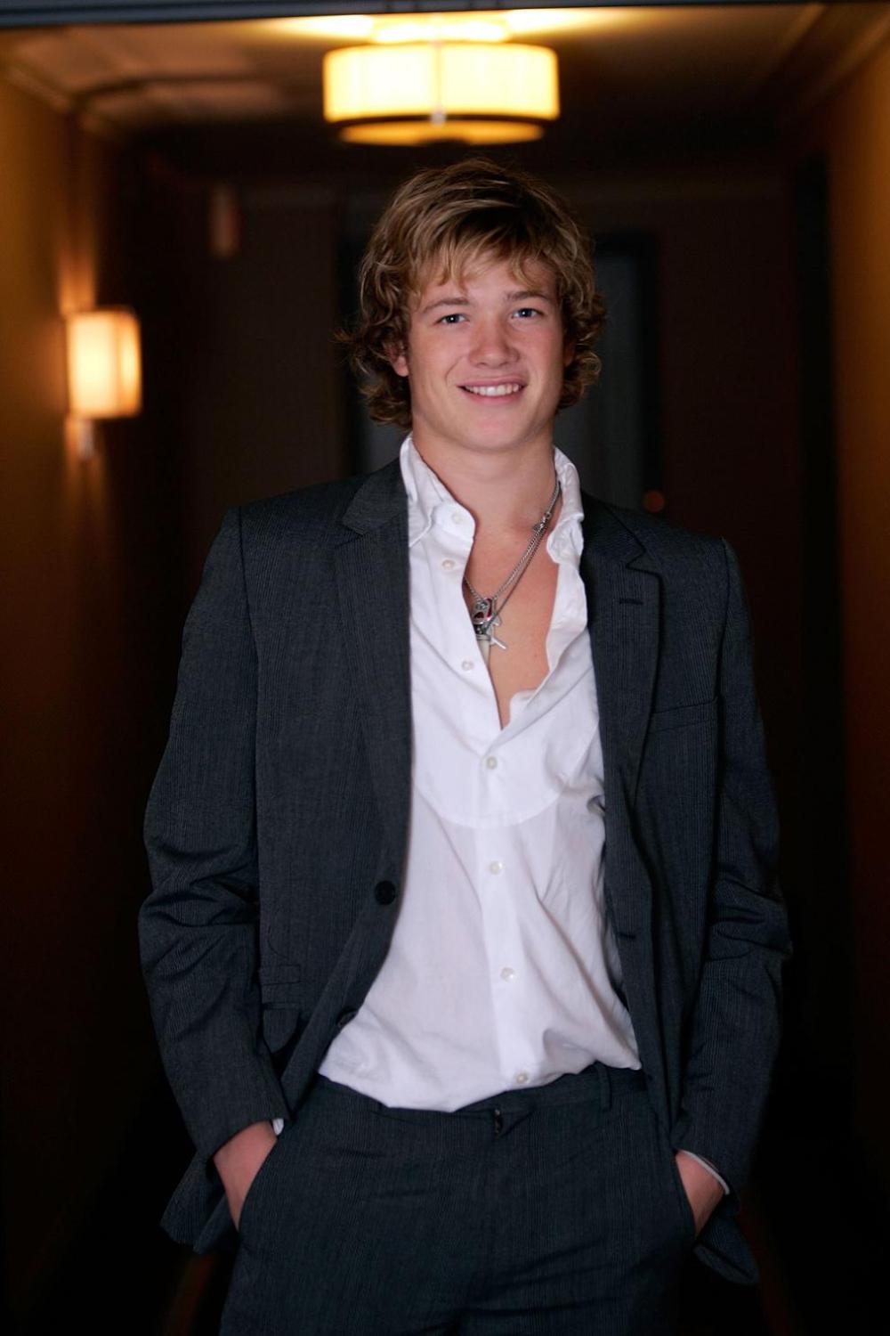 Poze Edward Speleers