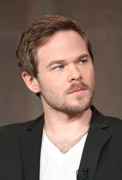 Aaron Ashmore photoshoot