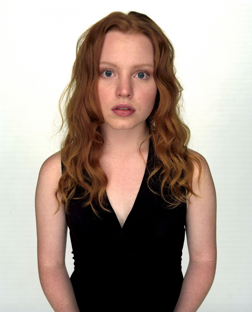 Next photo of Lauren Ambrose