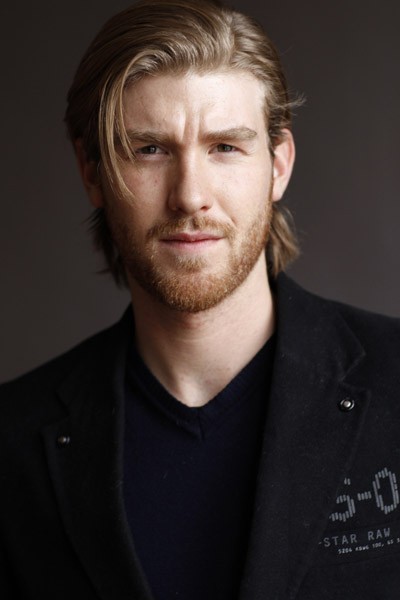 Poze Jon Foster - Actor - Poza 12 din 14 - CineMagia.ro