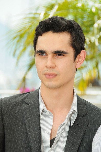 Max Minghella beach