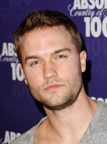 Scott Porter walking dead