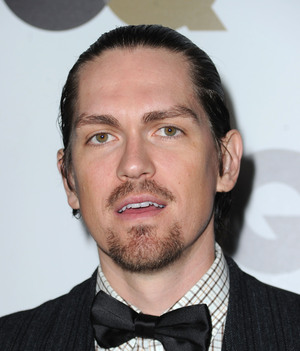 Next photo of Steve Howey