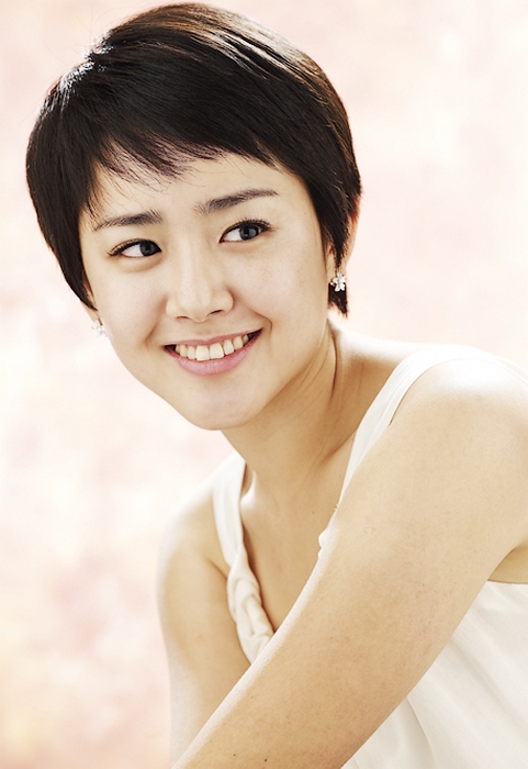 Poze Geun-Young Moon